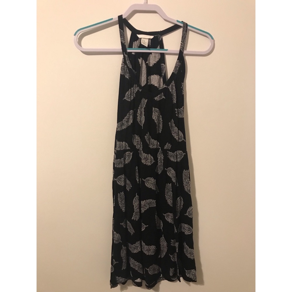 Feather pattern shift dress